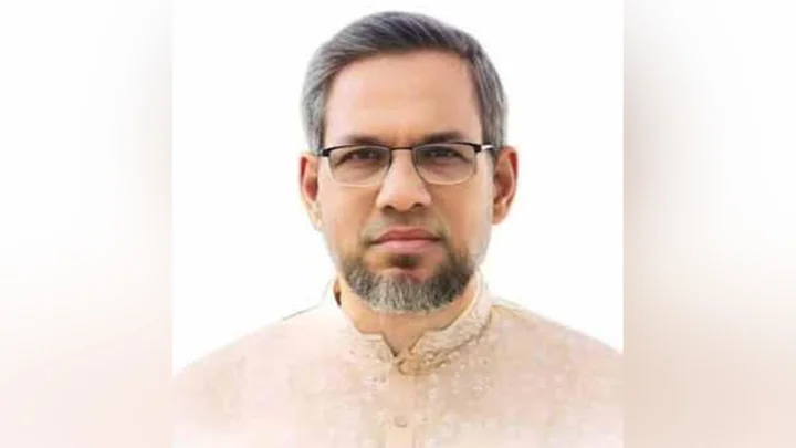 হত্যা মামলায় ছেলে গ্রেপ্তারের পর এমপি আজিজের আপত্তিকর ভিডিও ভাইরাল
