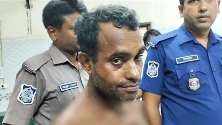 শিশুকে খেলনা দেখিয়ে নিয়ে যাওয়ার চেষ্টা, এক শিশুর বুদ্ধিতে রক্ষা