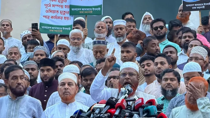 সংসদে সম্পত্তি হস্তান্তর নিয়ে কালো আইন পাস হয়েছে: গোলাম পরওয়ার