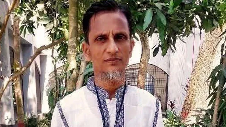 সাইকেলে অফিসে যাওয়ার পথে জেলা পরিষদের কর্মচারী নিহত