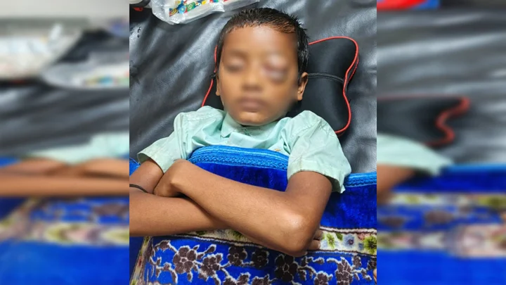 নোয়াখালীতে চোখের চিকিৎসা নিতে গিয়ে শিশুর মৃত্যু, হাসপাতাল সিলগালা