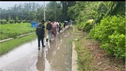 বৃষ্টিতে জলাবদ্ধ নোবিপ্রবি, দুই দশকেও হয়নি ড্রেনেজ ব্যবস্থা