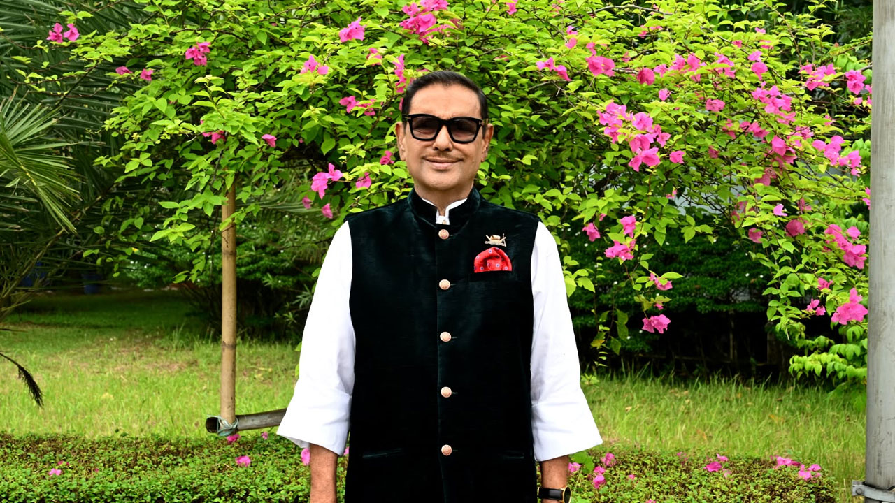 জুলাই আন্দোলনকারীদের ওপর হামলার খবর প্রচার করায় টিভি বন্ধের নির্দেশ দেন কাদের