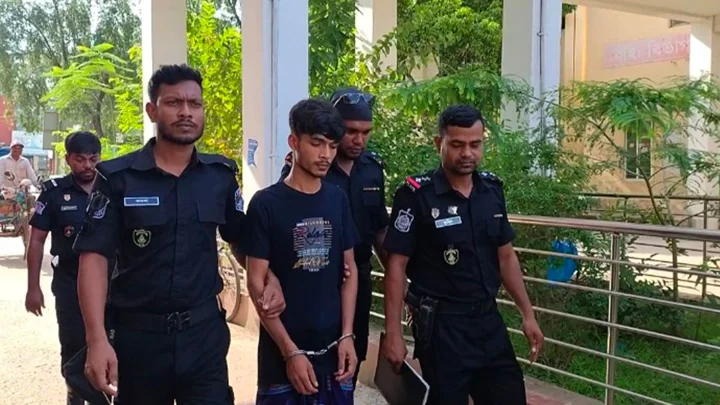 বাড়ি ফেরার পথে স্কুলছাত্রীর দাঁত ভেঙে দেওয়া অভিযুক্তকে গ্রেপ্তার করল এসআরবি