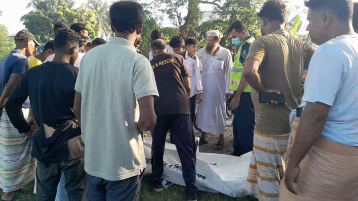 পাবনায় কর্মস্থলে যাওয়ার পথে বাসচাপায় ব্র্যাক কর্মকর্তা নিহত