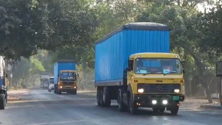 কড়া নিরাপত্তায় রূপপুরে পৌঁছেছে ইউরেনিয়ামের চতুর্থ চালান