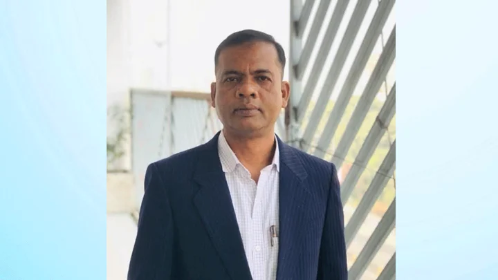 পাবনায় সাংবাদিককে কুপিয়ে হত্যাচেষ্টার অভিযোগ