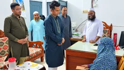 ছেলে দায়িত্ব নিতে না চাওয়া সেই মায়ের পাশে বিএনপি নেতা