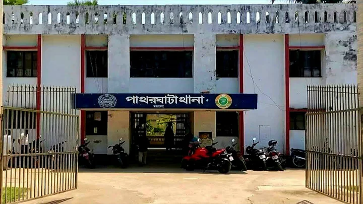 বরগুনায় নারীকে পিটিয়ে হত্যার অভিযোগ