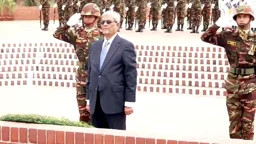 President pays tribute at National Memorial