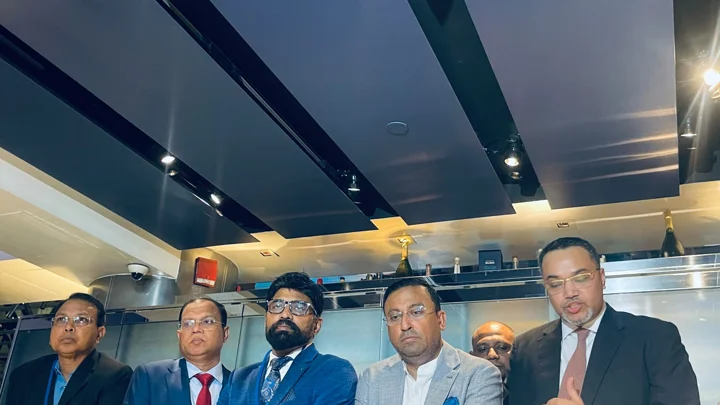 Biman signs deal to buy 11 more Boeing aircraft