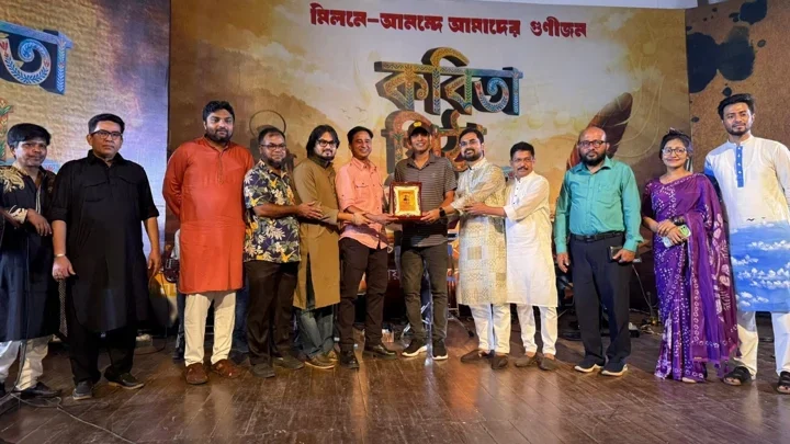 Bachsas organises evening of poetry, cake and songs