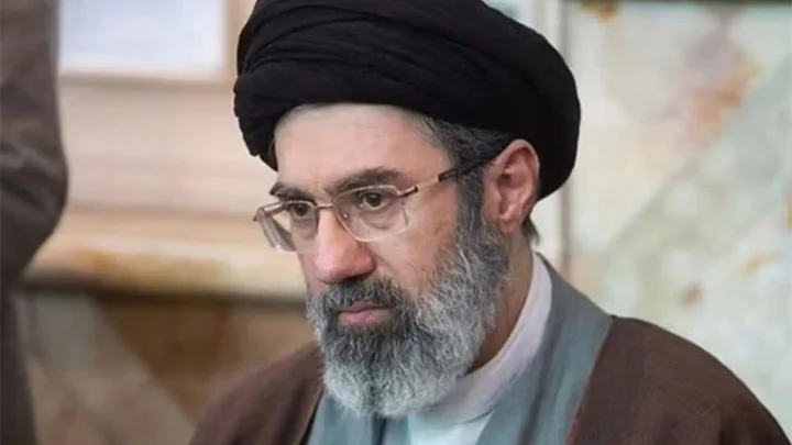 Iran's Khamenei urges Gulf rulers to confront 'real enemy'