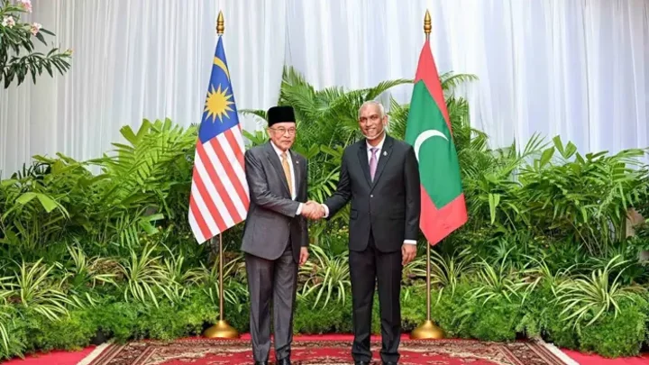 Maldives thanks Malaysia for considering
US$100mil currency swap facility