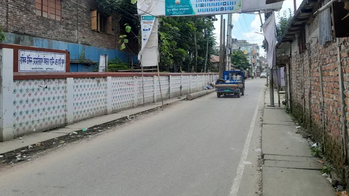 Police could not enter area without joint forces