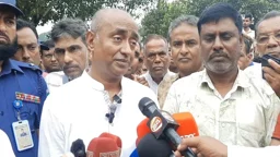 Law minister warns of stern action 
against hoarding, market syndicates