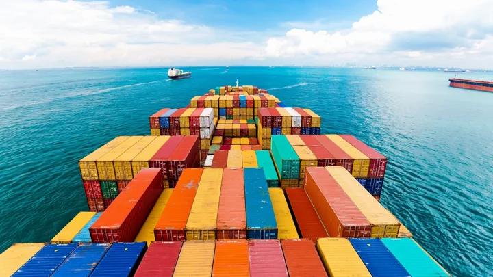Govt steps up efforts to modernise shipping sector