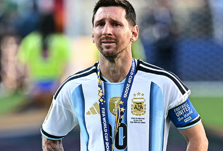 Lionel Messi announces retirement from international football