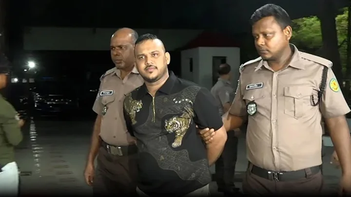 ‘পিচ্চি রাজার’ পলায়নে তদন্তে চাঞ্চল্যকর তথ্য, দুই পুলিশ গ্রেপ্তার