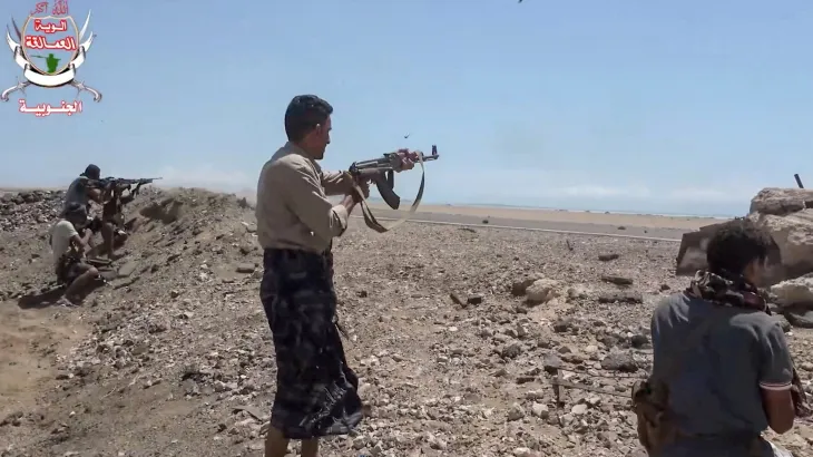 Houthis bombed in Yemen; injuries as Saudi airports attacked