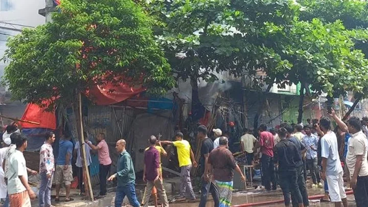 Clash erupts over DNCC's eviction drive at Mirpur-10