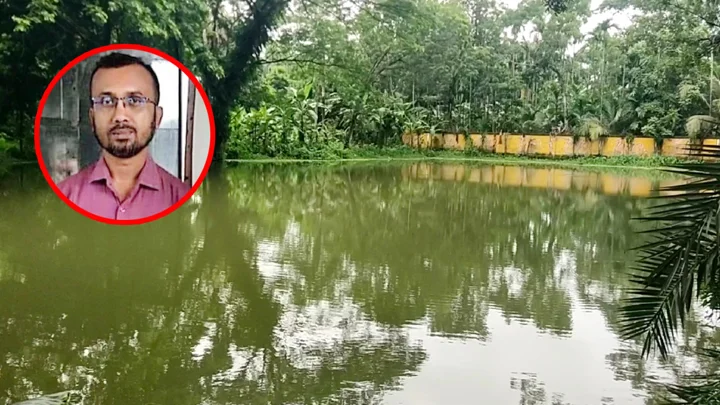 বদলির খবরের পর সরকারি পুকুরের মাছ ধরে নিলেন ভূমি কর্মকর্তা