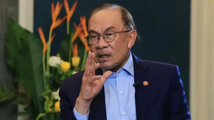 Malaysia's budget 2027 reflects good financial management, savings returned to people: Anwar