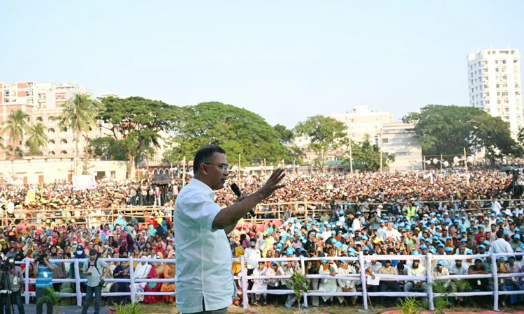 Ousted autocrat, opposition faction hatching conspiracies to create unrest: PM 