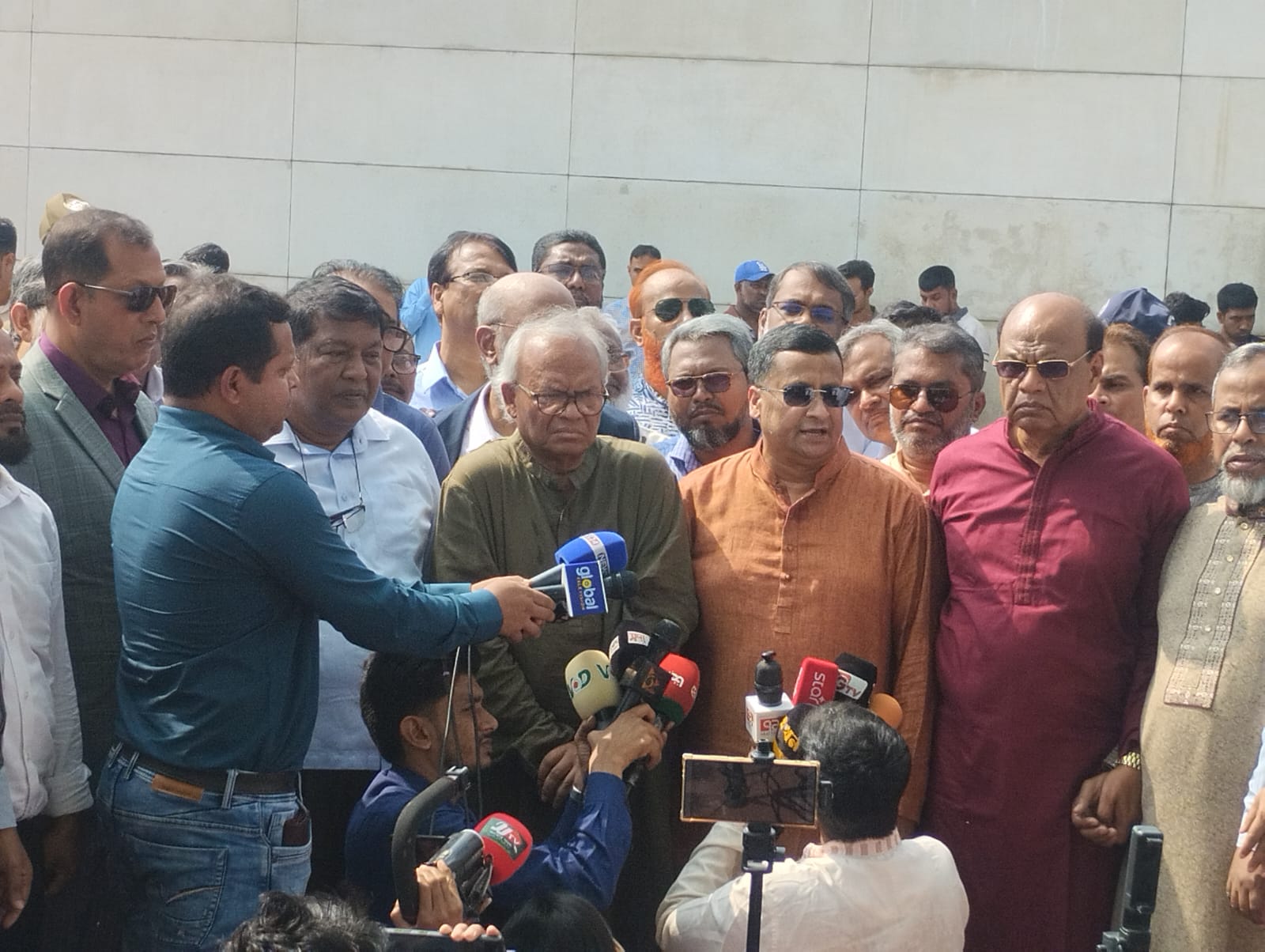 Tarique Rahman stayed beside countrymen despite living as abroad: Rizvi
