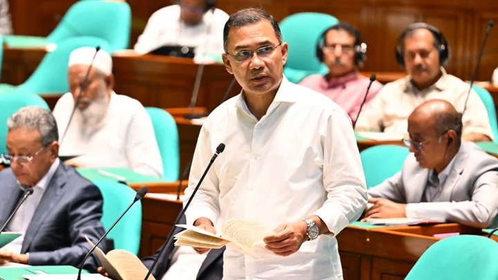 ঢাকা-চট্টগ্রাম রুটে চলবে বৈদ্যুতিক ট্রেন, জরিপ-নকশা সম্পন্ন