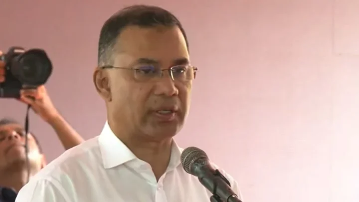 আ.লীগকে ফেরানোর চেষ্টা করলে জুলাই শহীদদের সঙ্গে প্রতারণা হবে: প্রধানমন্ত্রী