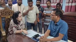 থানায় রুমিন ফারহানা-ওসি বাগ্‌বিতণ্ডা, পাল্টাপাল্টি অভিযোগ
