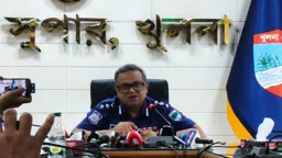 খুলনায় ৯ মাসে ৩৫ খুন, পরিস্থিতি নিয়ন্ত্রণে পুলিশের ‘ডাবল ডোজ’ অভিযান