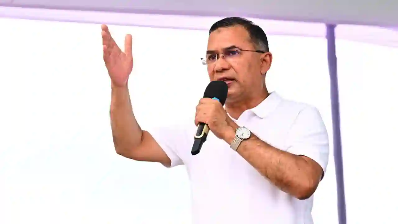 বিএনপি সরকারে আস্থা রাখার আহ্বান প্রধানমন্ত্রীর