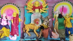 মৌলভীবাজারে ১০২২টি পূজামণ্ডপে চলছে দেবী বরণের প্রস্তুতি