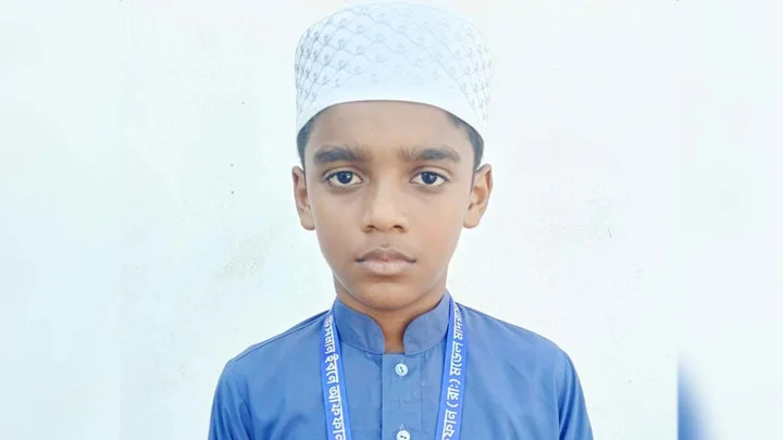 ১০ বছর বয়সেই কোরআনের হাফেজ আশ্রাফ