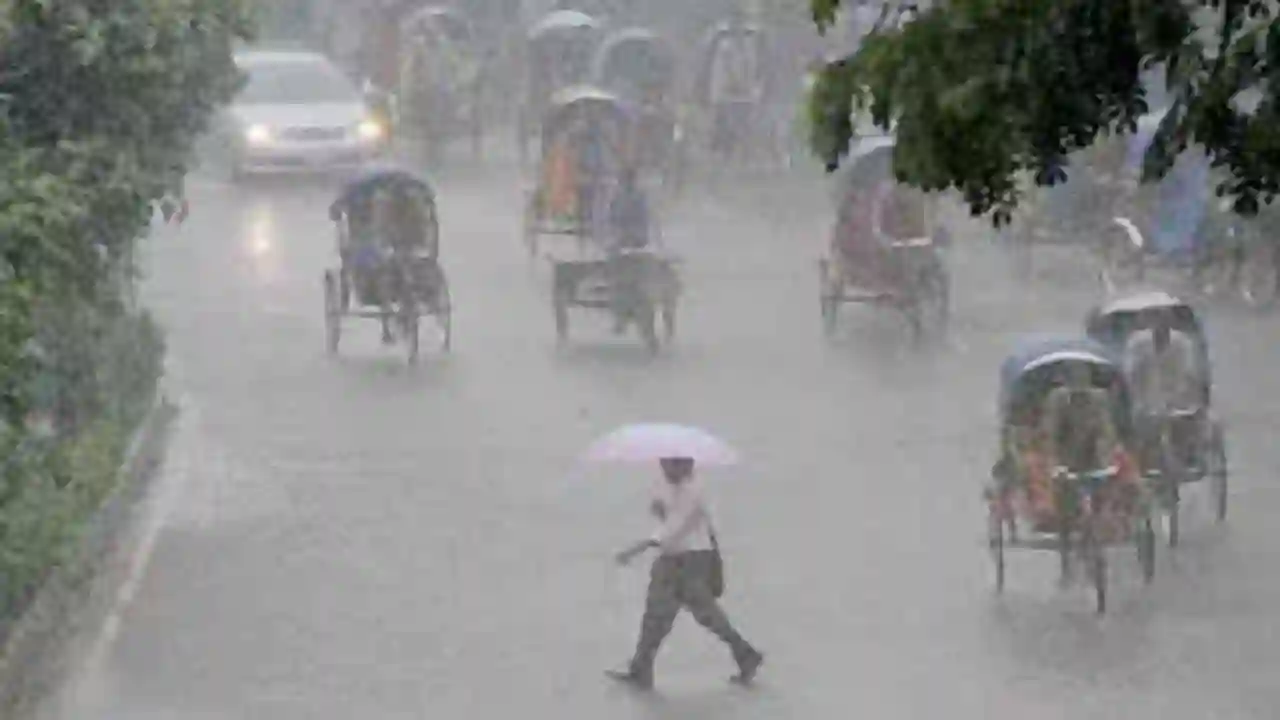 চার বিভাগে ভারী বৃষ্টিপাতের আভাস, ভূমিধসের শঙ্কা