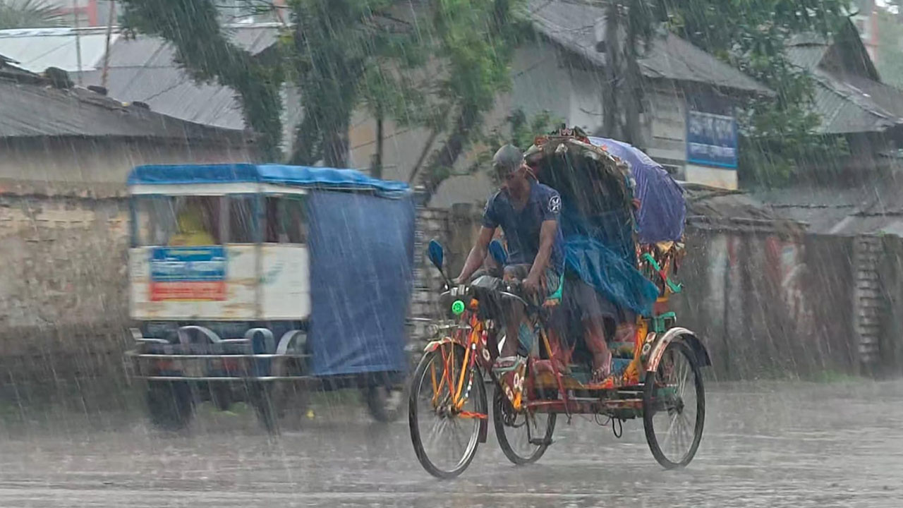 দেশজুড়ে টানা ৫ দিন বজ্রবৃষ্টির আভাস