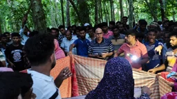 বাগানে মিলল নিখোঁজ নারীর চোখ উপড়ানো মরদেহ