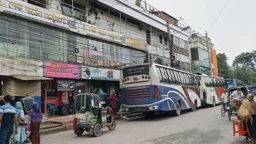 রাজশাহী থেকে আন্তঃজেলা বাস চলাচল বন্ধ