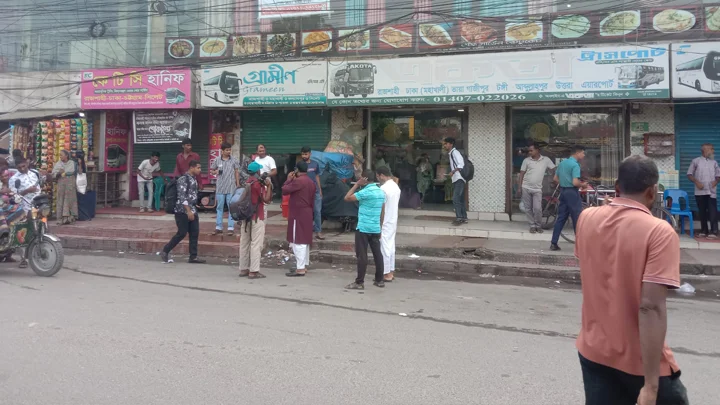 রাজশাহী থেকে দূরপাল্লার বাস চলাচল বন্ধ