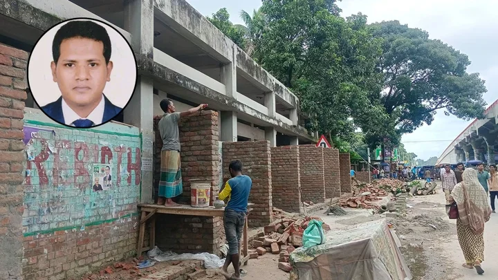 ফুটপাতে ইউএনওর নির্মাণাধীন মার্কেট অপসারণের নির্দেশ