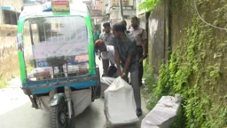 মাউশির তালাবদ্ধ স্টোর থেকে ৪ বস্তা নথি সরাতে গিয়ে আটক