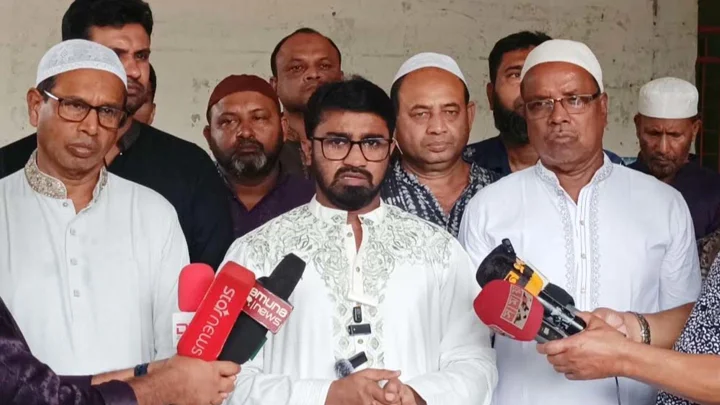 আ.লীগের ভয়ে গোপালগঞ্জে পথসভা করছে না জামায়াত: রাশেদ খাঁন