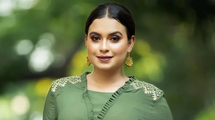 রাজধানী থেকে অভিনেত্রী রিধিকা রিধির ঝুলন্ত মরদেহ উদ্ধার