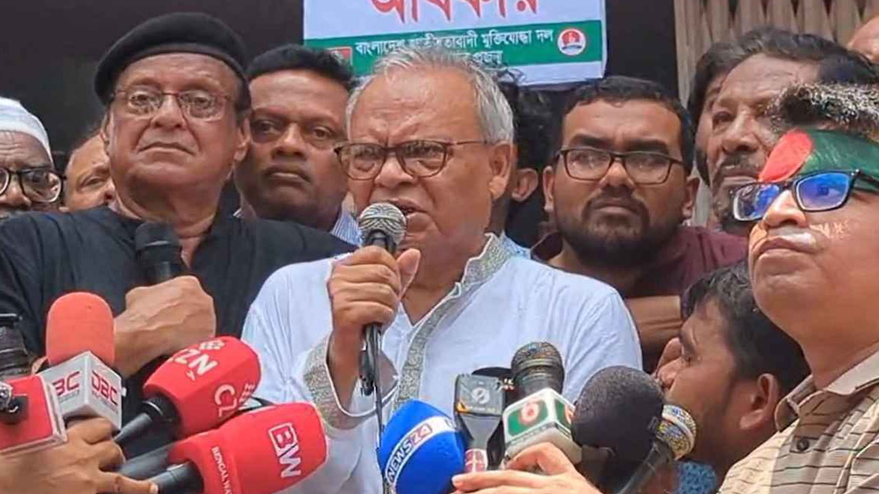 একাত্তরের ইতিহাস ছোট করার চক্রান্ত চলছে: রিজভী