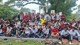 দিরাইয়ে ফ্যামিলি কার্ড শুমারির নিয়োগে অনিয়মের অভিযোগে ছাত্রদলের বিক্ষোভ