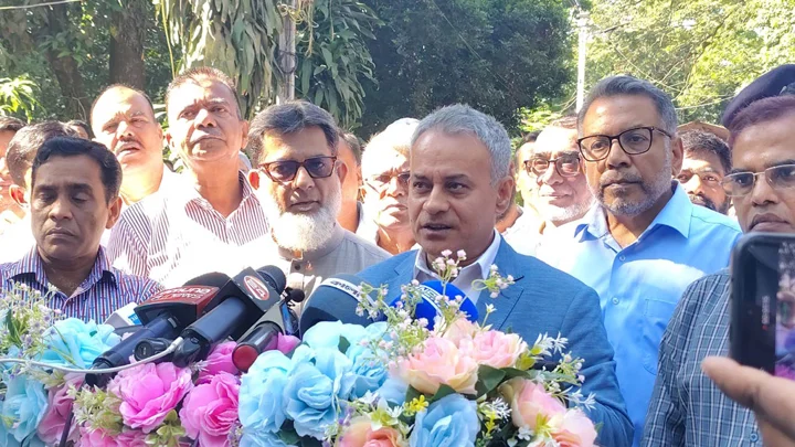 রেলের জমি চিহ্নিত করে দখলমুক্ত করা হবে: রেলপথমন্ত্রী