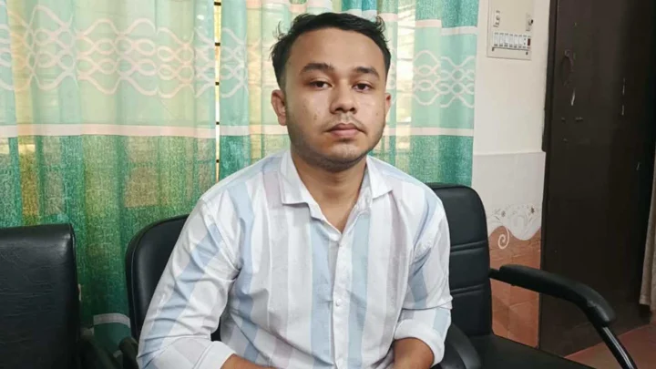 ভোটার হতে এসে রোহিঙ্গা যুবক আটক