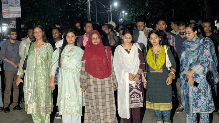 রাকসু ফান্ডের টাকা আত্মসাতের অভিযোগে রাবিতে ছাত্রদলের বিক্ষোভ